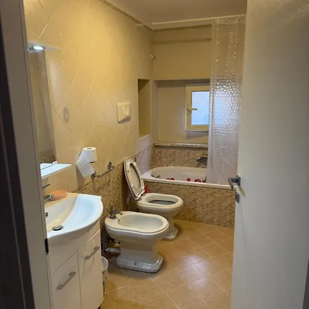 Gli Ultimi Romantici Apartmán Neapol